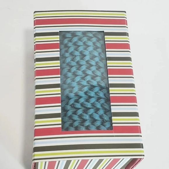 Teal Woven Basket Design 3" T  Wax Candle. - Picture 9 of 10